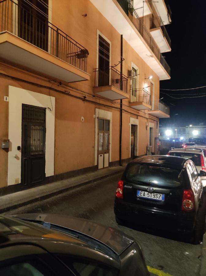 Robert Holiday Apartment Κατάνια Εξωτερικό φωτογραφία