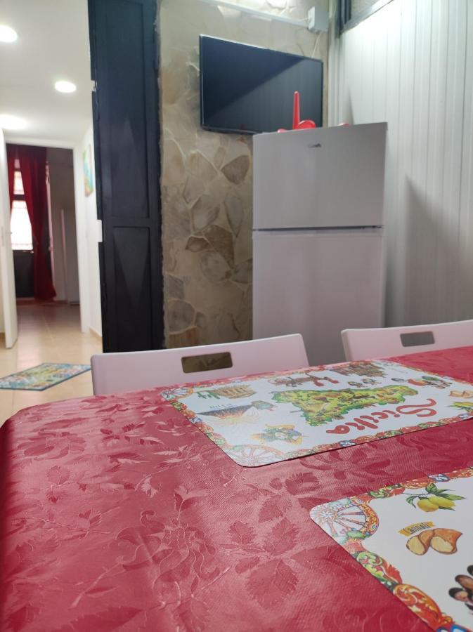 Robert Holiday Apartment Κατάνια Εξωτερικό φωτογραφία
